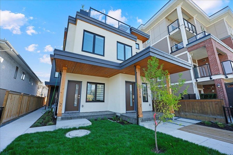 4854 Slocan Street, Vancouver